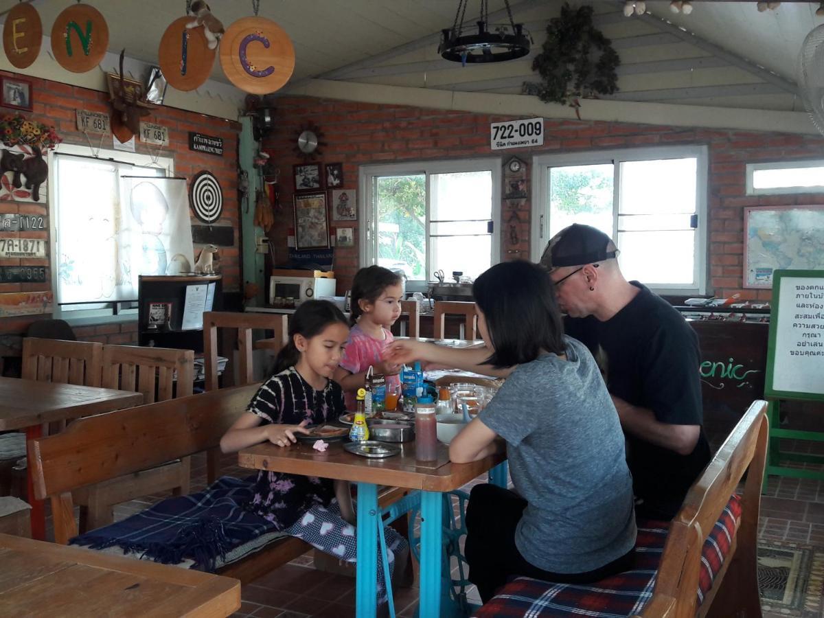 Scenic Riverside Resort Kamphaeng Phet Exterior foto